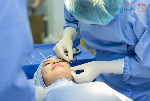 Má lúm được tạo ra bẩm sinh hoặc nhờ can thiệp thẩm mỹ tao-ma-lum-dong-tien-giu-duoc-bao-lau-2