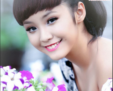 4 Hotgirl có má lúm đồng tiền đáng yêu nhất showbiz Việt