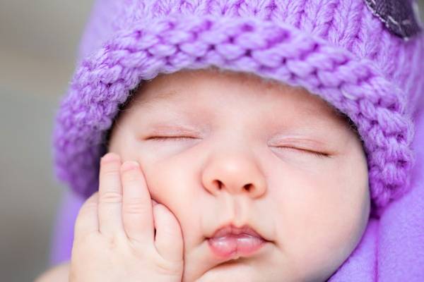 Nên ăn gì để con sinh ra có má lúm đồng tiền?
